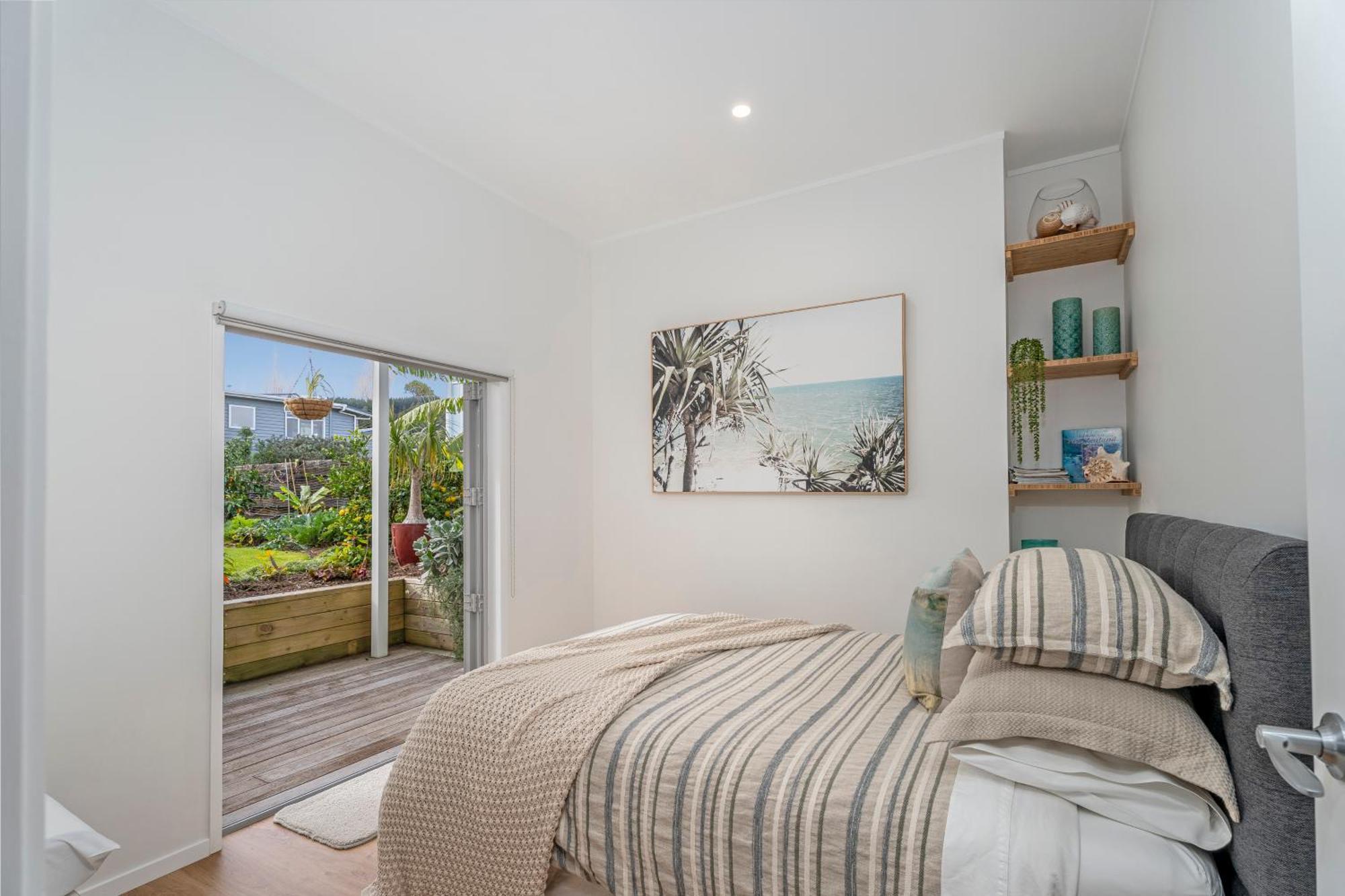 Coast Awhile - Whangamata Holiday Home Exteriör bild