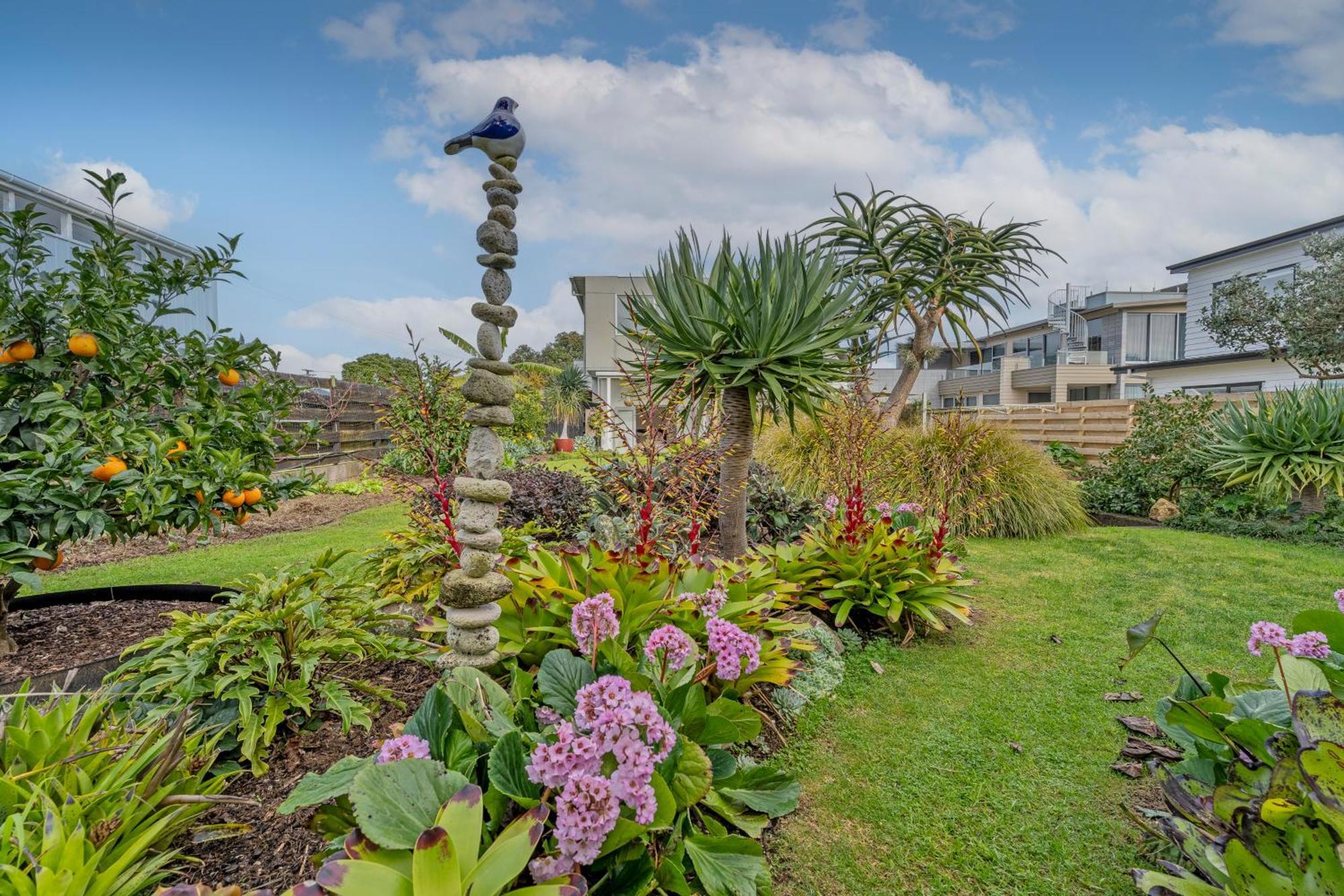 Coast Awhile - Whangamata Holiday Home Exteriör bild